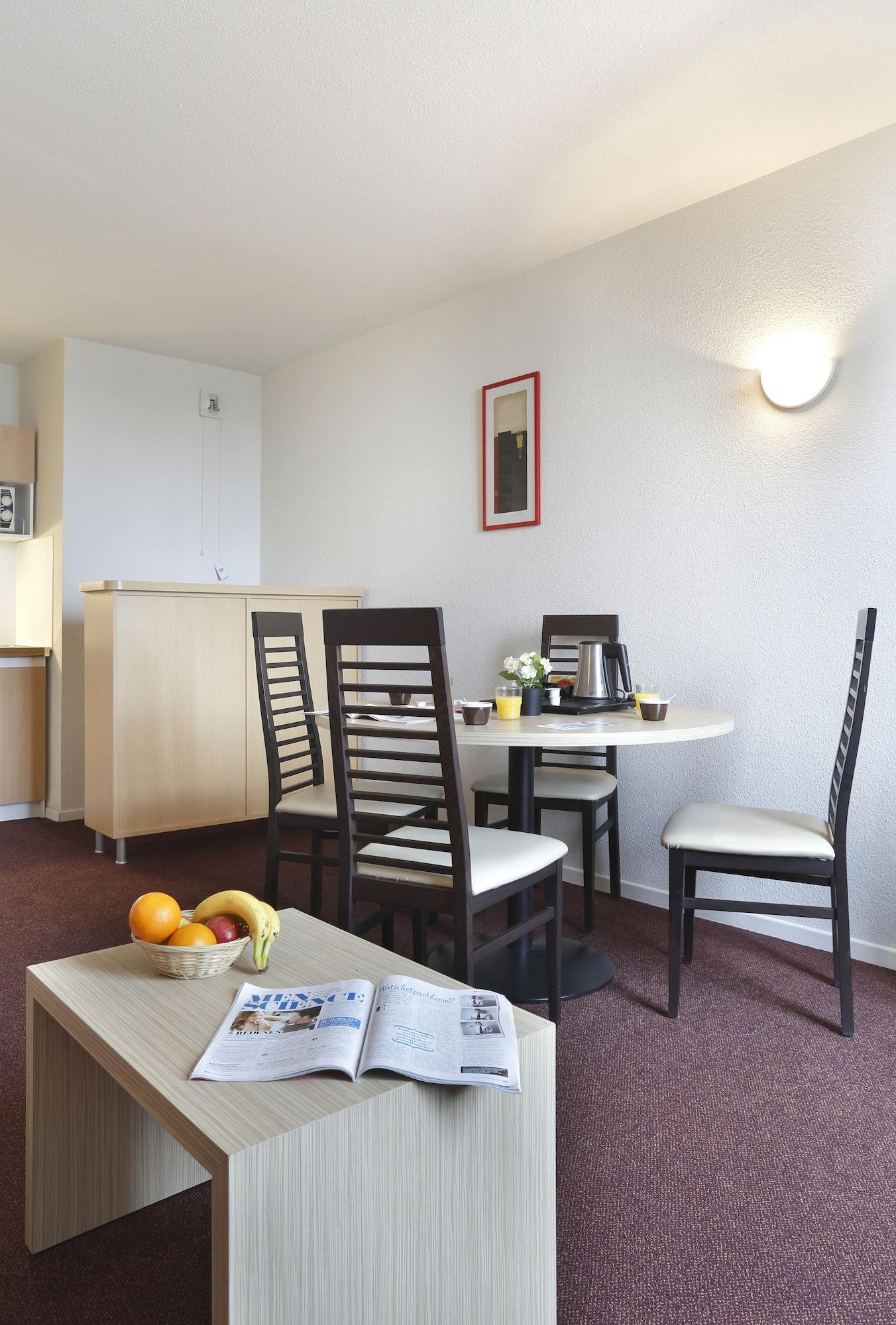 Comfort Suites & Vacanceole Les Demeures Champenoises Épernay Buitenkant foto