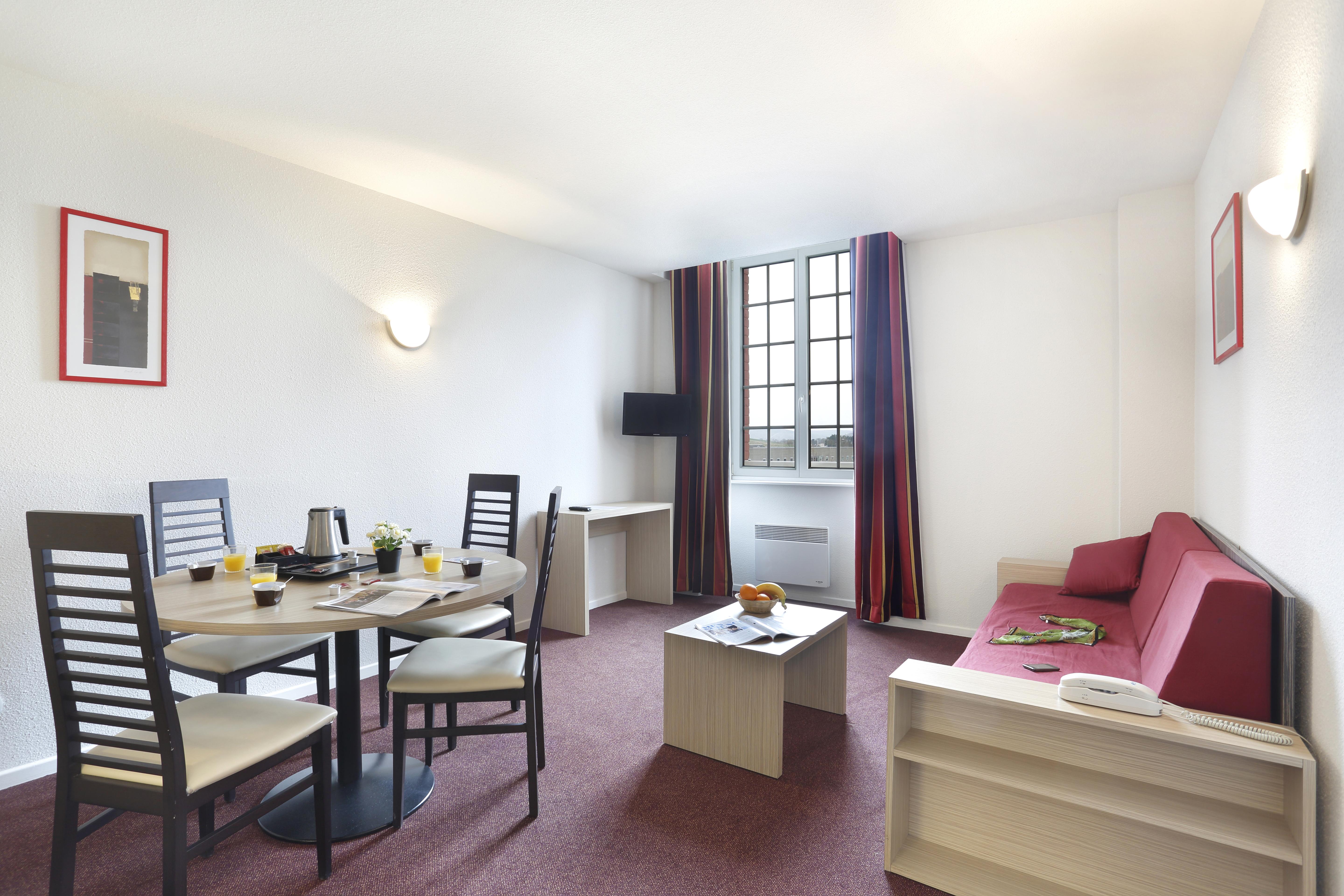 Comfort Suites & Vacanceole Les Demeures Champenoises Épernay Buitenkant foto